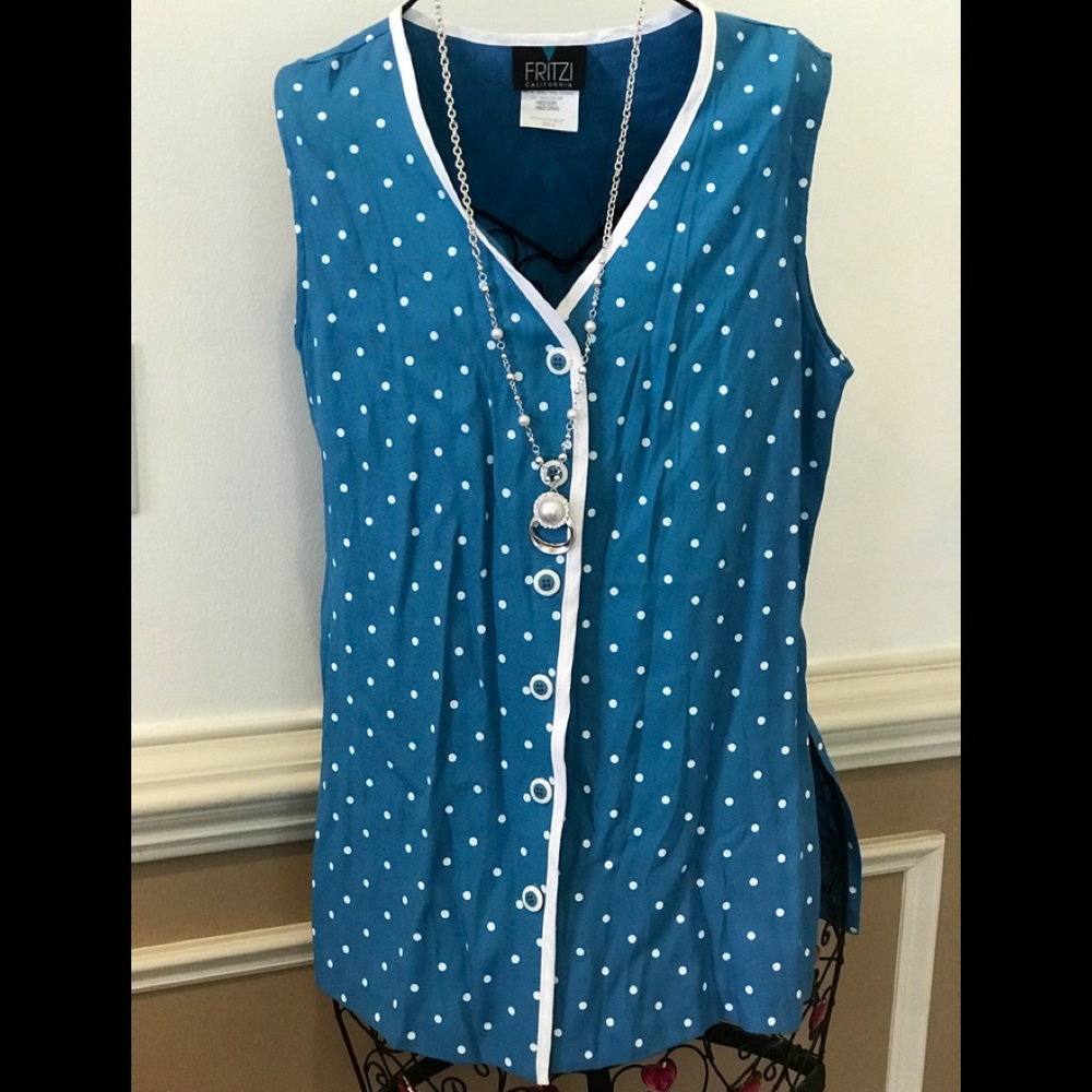 FRITZI Turquoise button sleeveless top